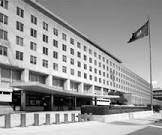 The 7th floor of the State Department building has no windows. : conspiracy