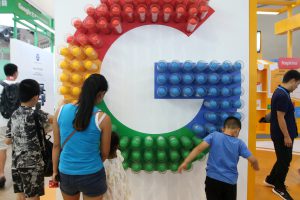 Google China Prototype Links Searches to Phone Numbers