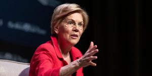 Warren: I'll Appoint Pro-Net Neutrality FCC Commissioners If Elected