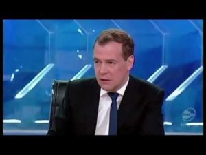 Ex Russian president Dmitry Medvedev talking about alien visitors - YouTube