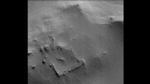 Weird &lsquo;Square&rsquo; Spotted On Mars Isn&rsquo;t As Mysterious As It Seems